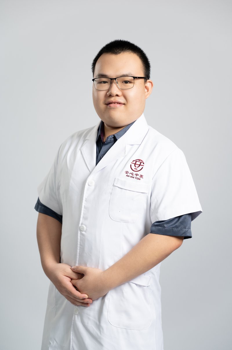 颜宏铭 Prac. Gan Hong Beng