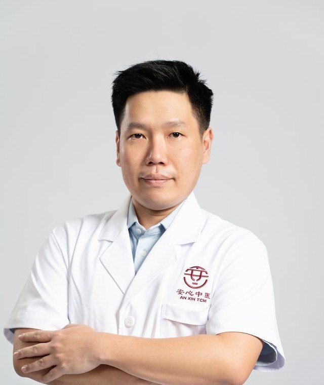 Wee Kwei Hann 中医师